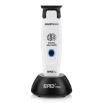 Imagen Texto ALT: MRD Pro SmartBrain Digital Brushless Blanca Trimmer Profesional Título: MRD Pro SmartBrain Digital Brushless Blanca Leyenda: Trimmer profesional MRD Pro SmartBrain Digital Brushless Blanca con base de carga. Descripción: MRD Pro SmartBrain Digital Brushless Blanca, trimmer profesional para contornos, perfilado de barba, detalles y terminaciones de barbería.