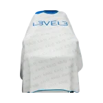 Capa Level 3 blanca borde azul con cuello de silicona